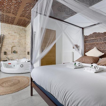 Mykeypers - Lovely Studio With Jacuzzi Paris Bagian luar foto
